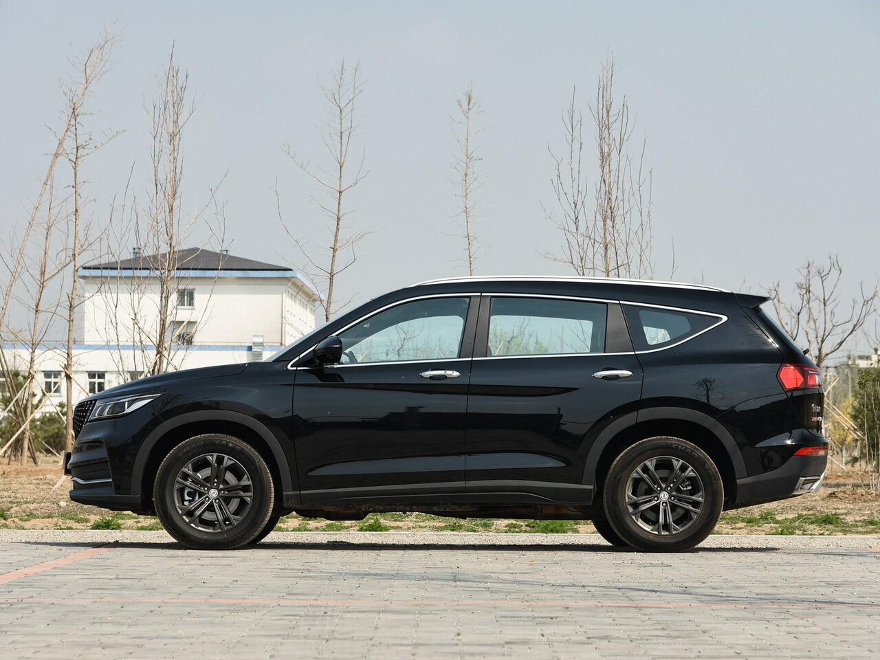 Dongfeng Fengon ix7 Внедорожник 5 дв.