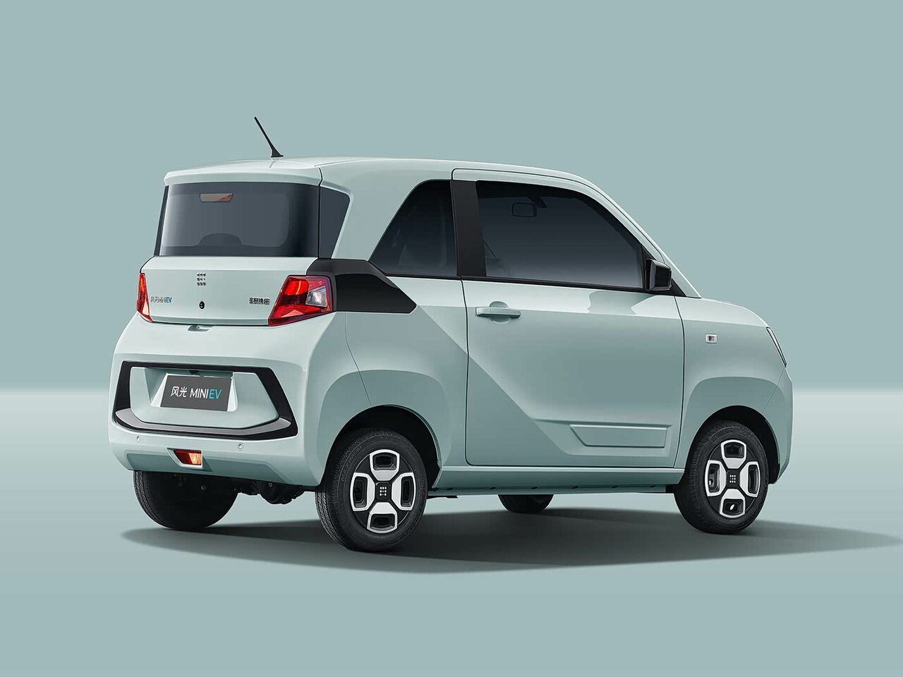 Dongfeng Fengon Mini EV Хэтчбек 3 дв.