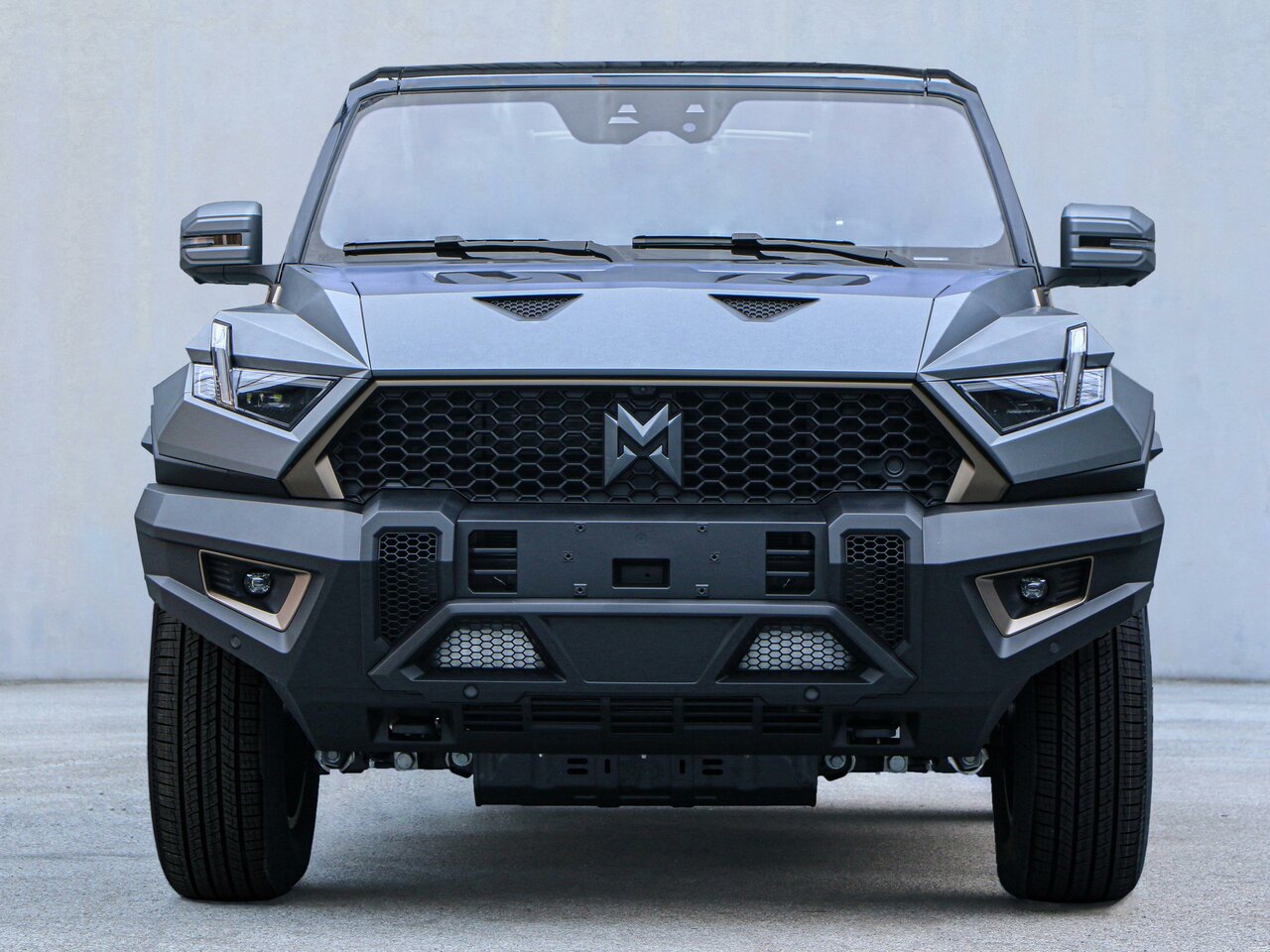 Dongfeng Mengshi M-Hero 917 c 2023 года