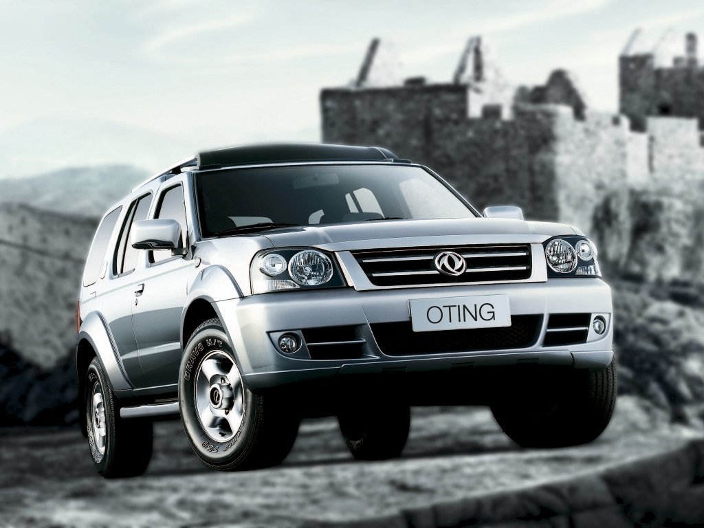 Dongfeng Oting Внедорожник 5 дв.