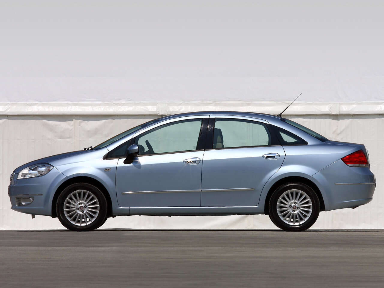Fiat Linea Седан