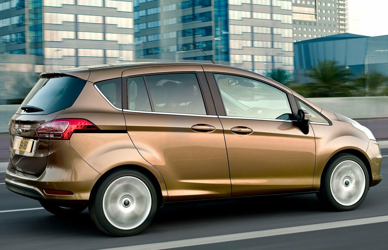 Ford B-MAX Компактвэн