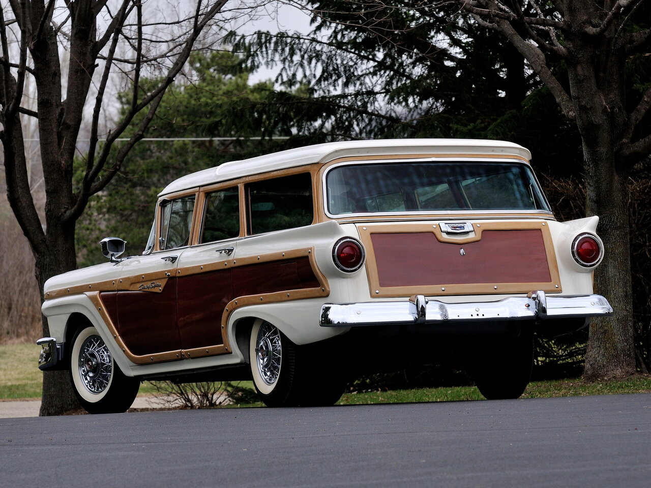 Ford Country Squire IV