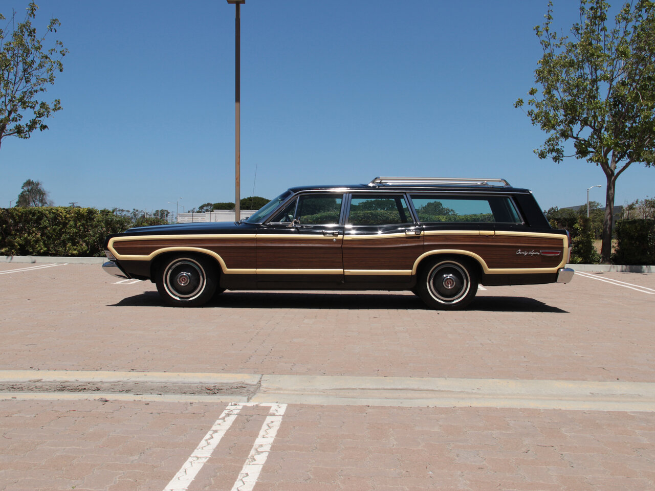 Ford Country Squire VI