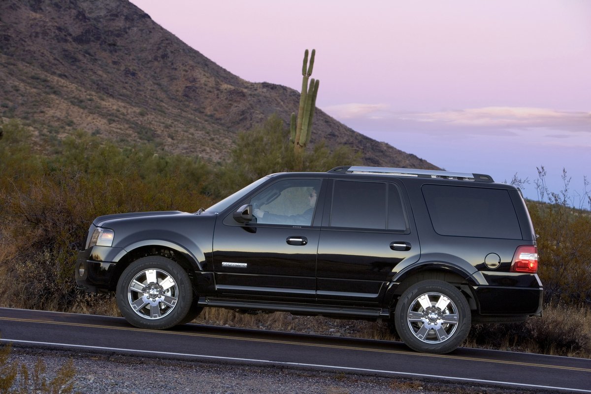 Ford Expedition III