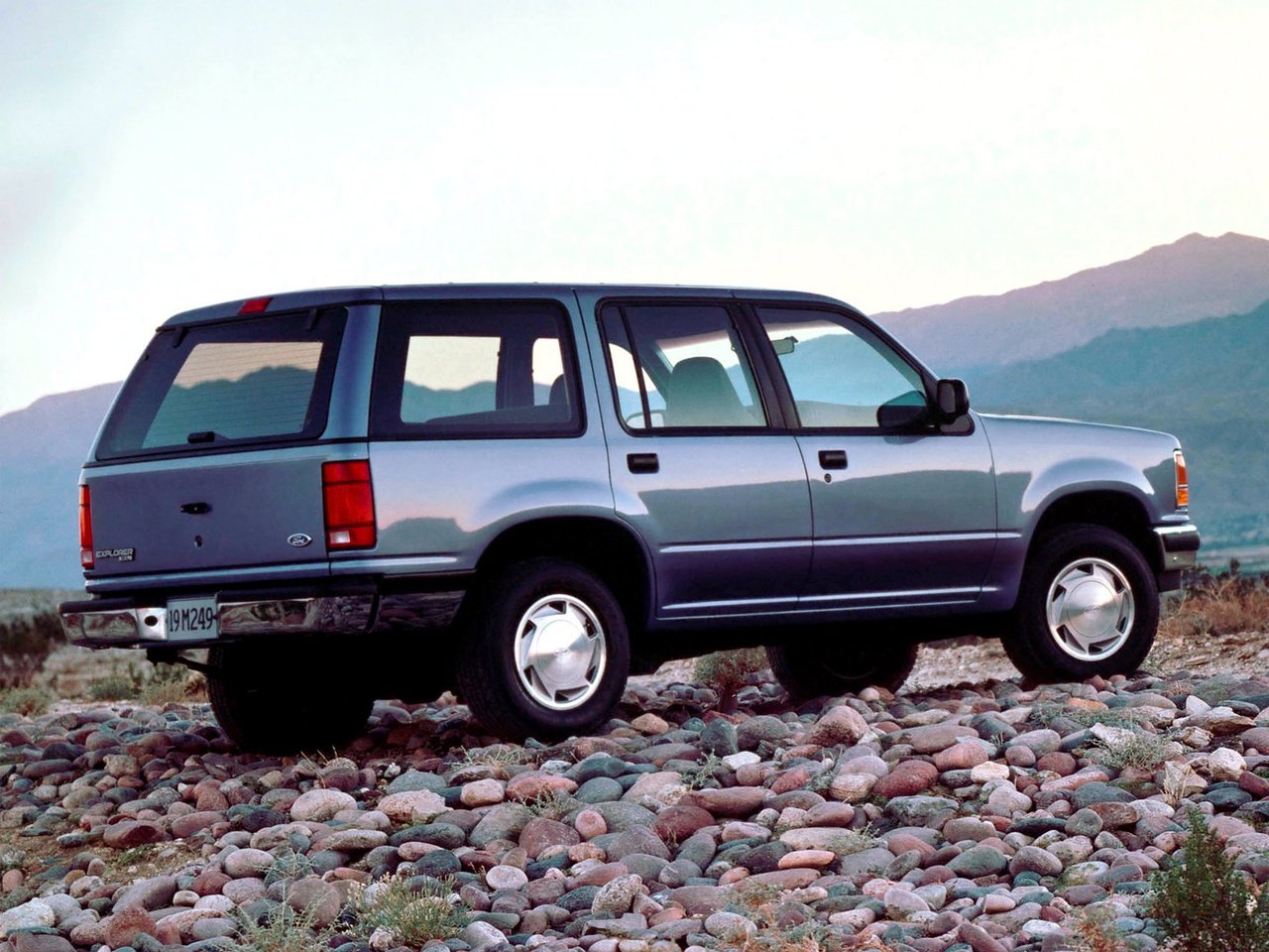 Ford Explorer I