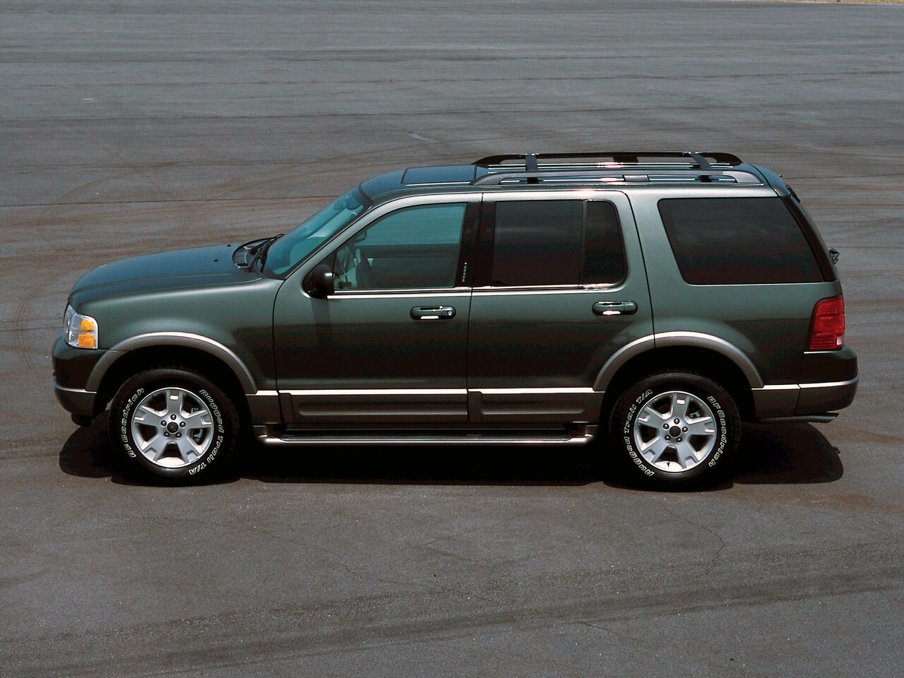 Ford Explorer III