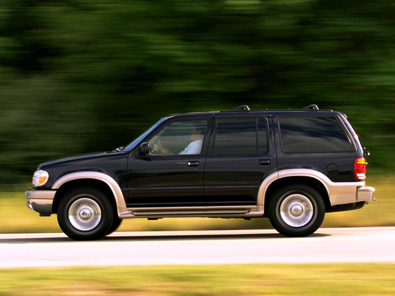 Ford Explorer II