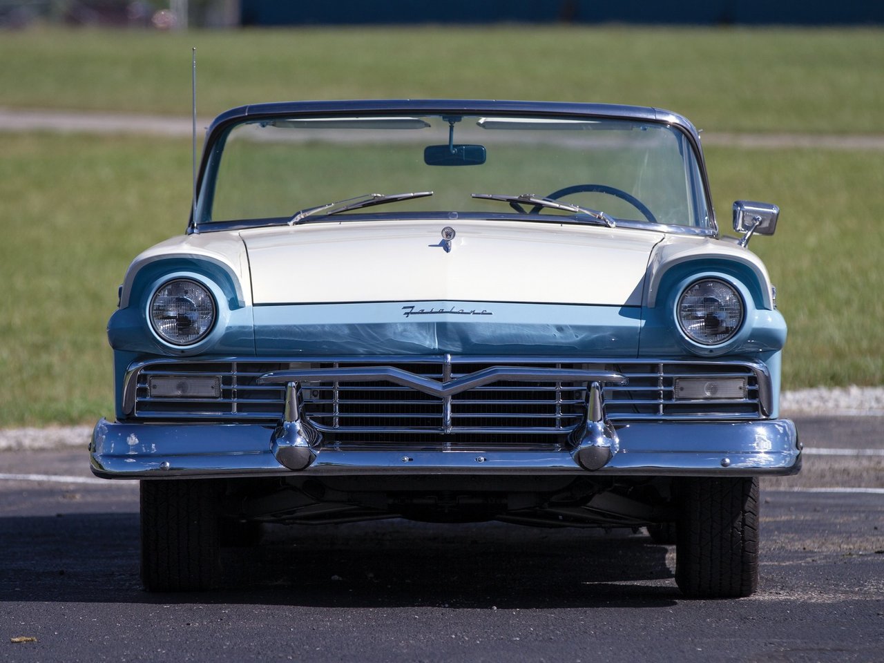 Ford Fairlane II