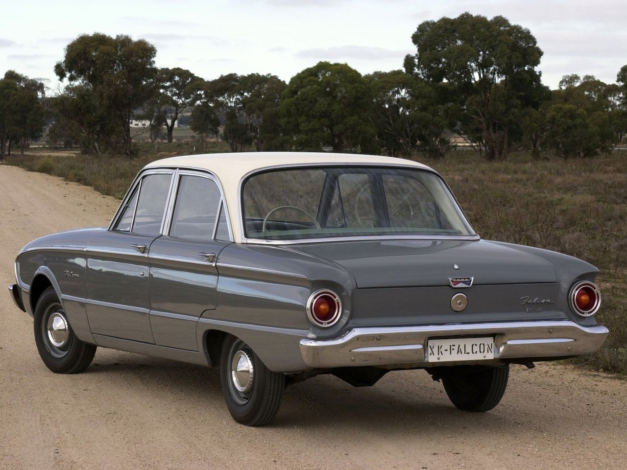 Ford Falcon I (XK, XL, XM, XP)