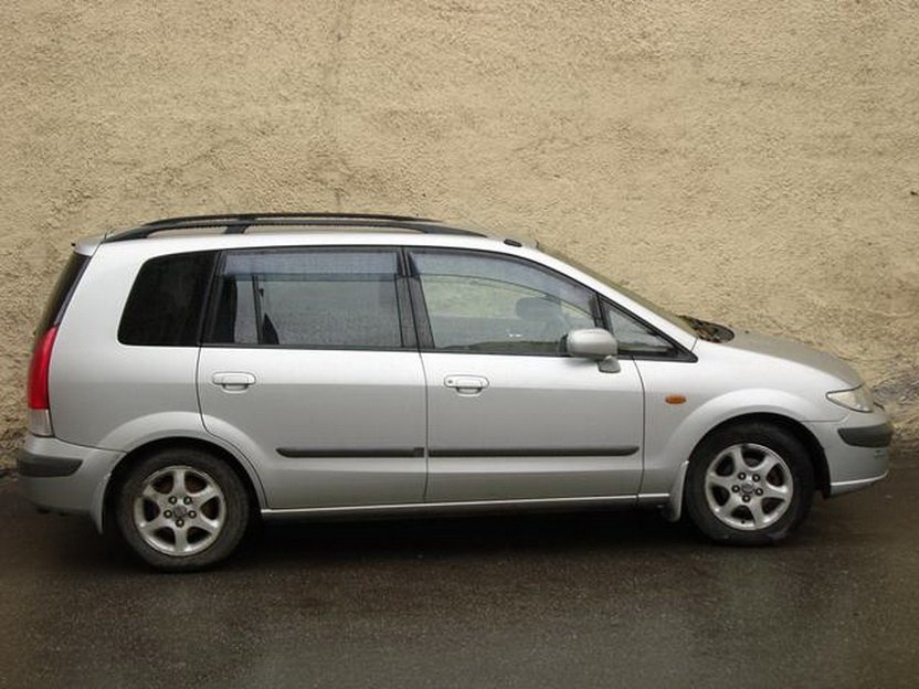 Ford Ixion Компактвэн