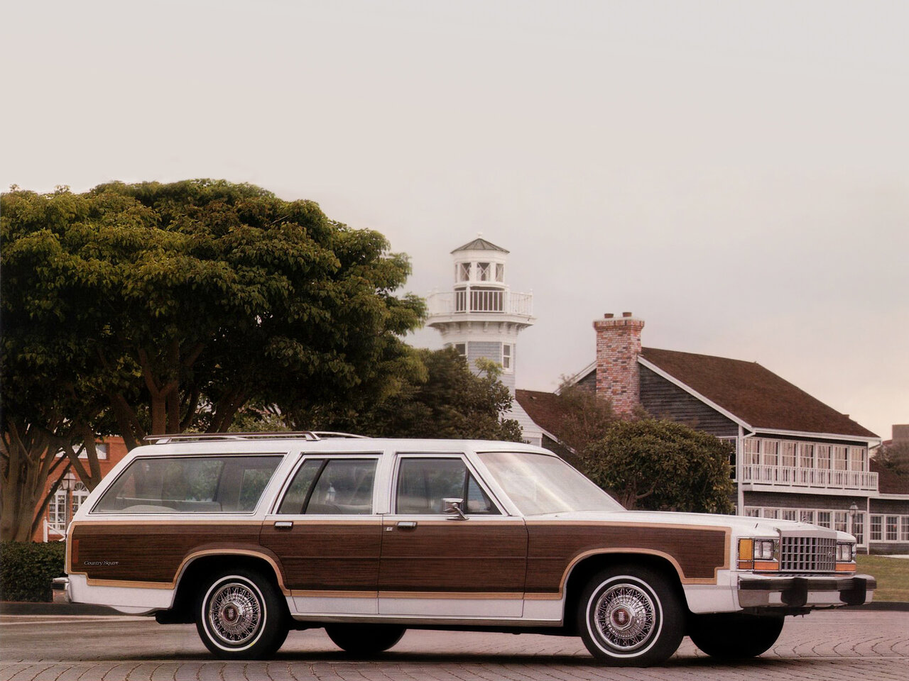 Ford LTD Country Squire II