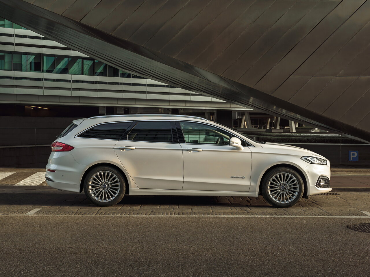 Ford Mondeo V Рестайлинг