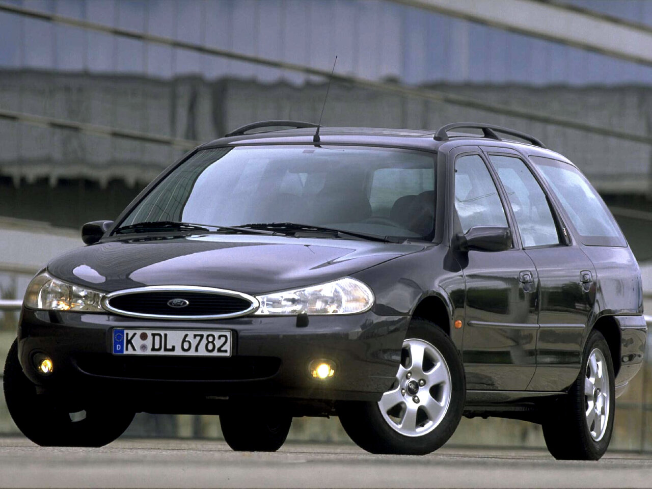 Ford Mondeo II