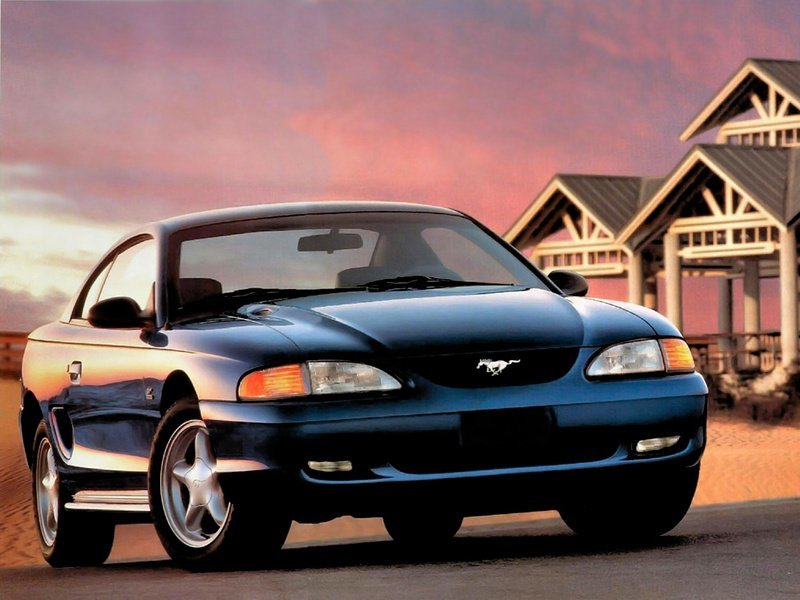Ford Mustang IV