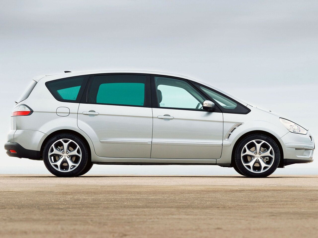 Ford S-MAX I