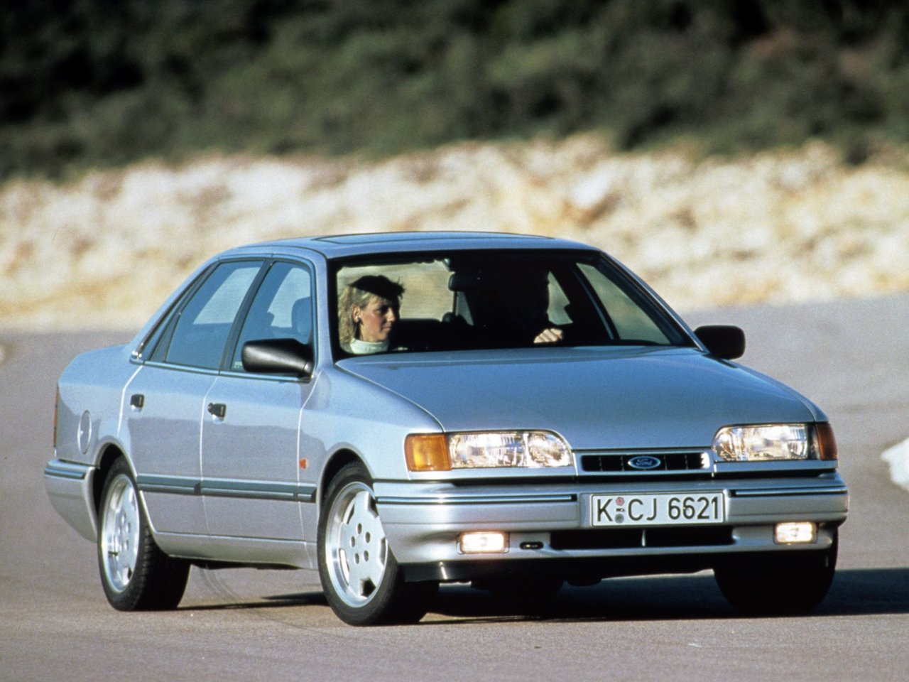 Ford Scorpio I
