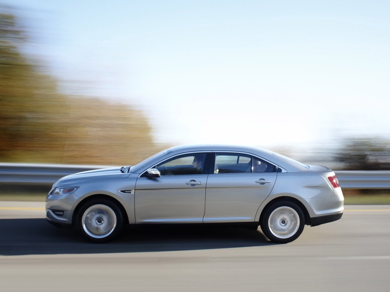 Ford Taurus VI