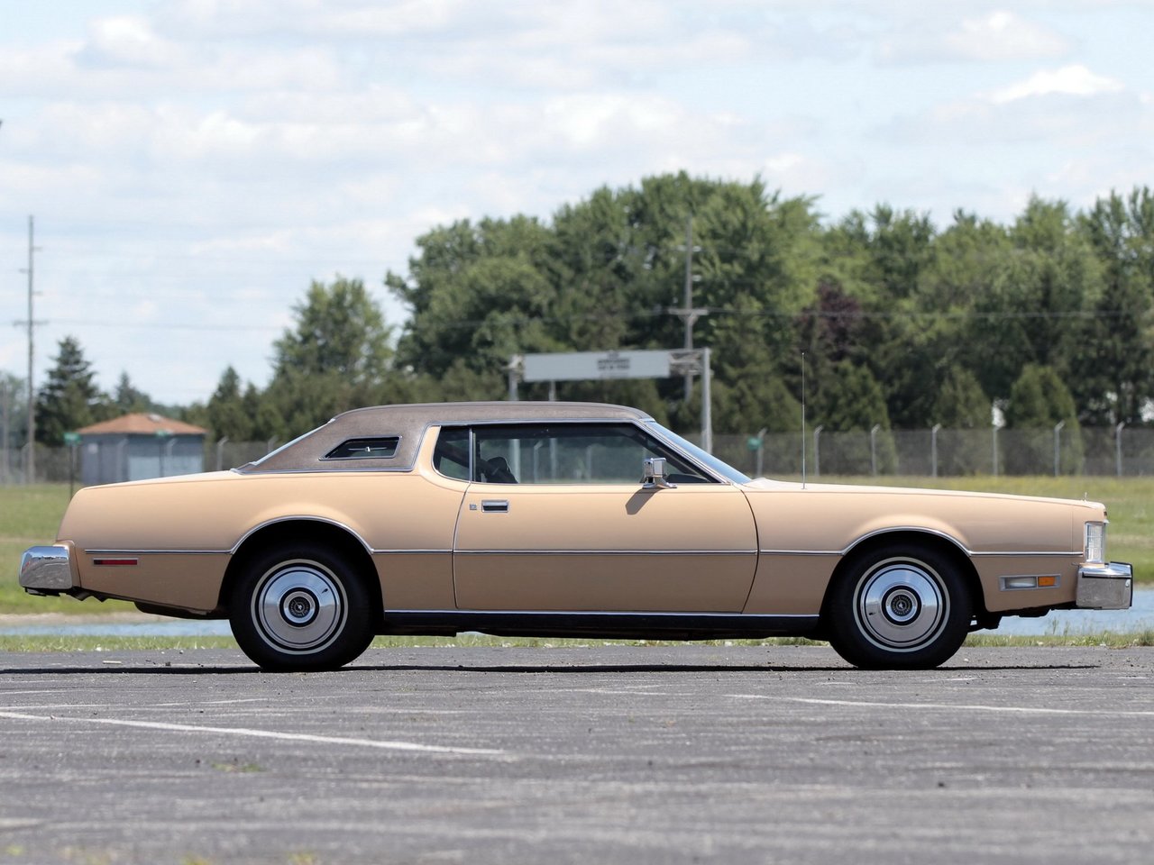 Ford Thunderbird VI
