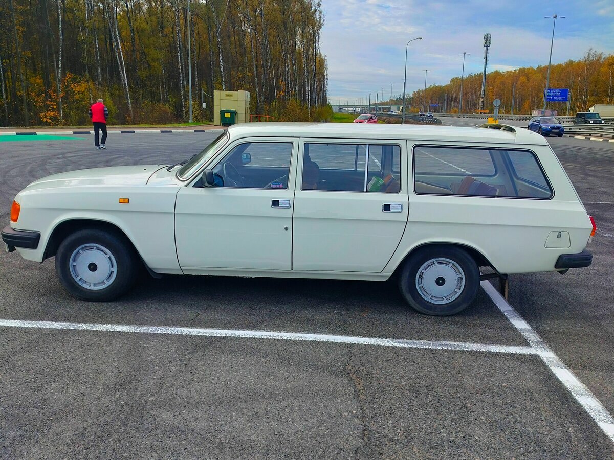 ГАЗ 31022 «Волга» Универсал 5 дв.