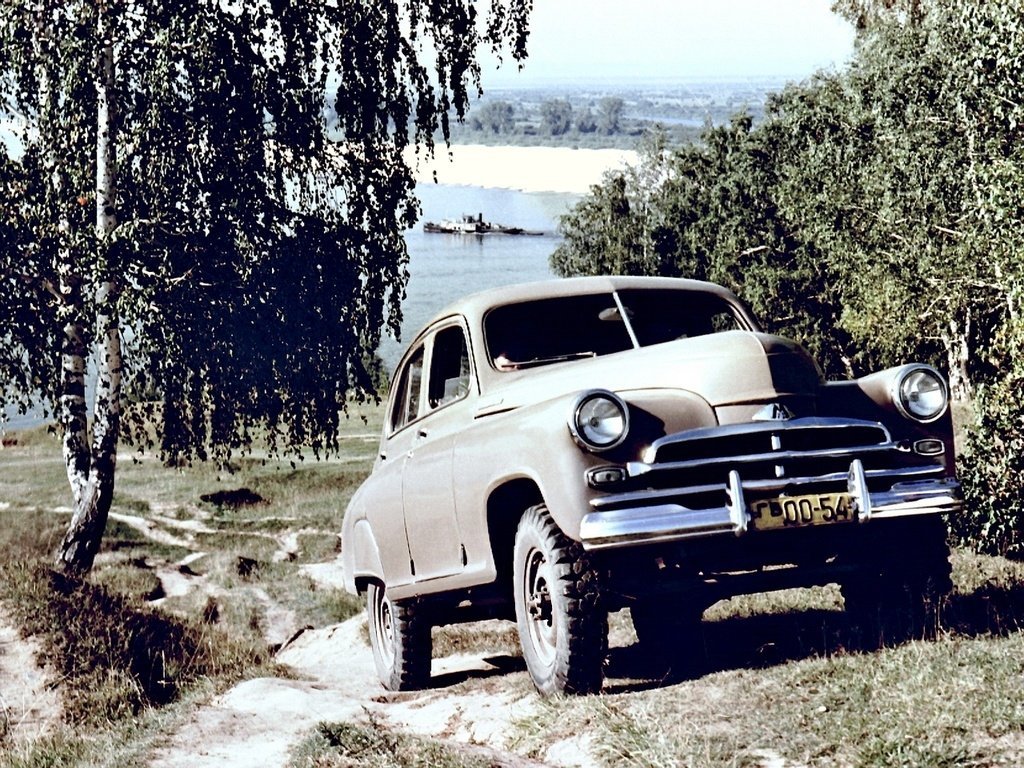 ГАЗ М-72 Седан