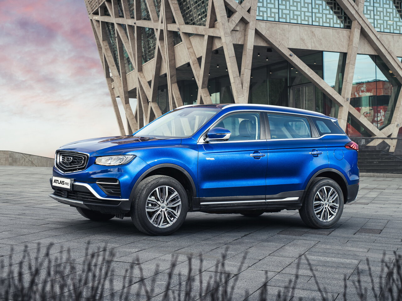 Geely Atlas Pro Внедорожник 5 дв.