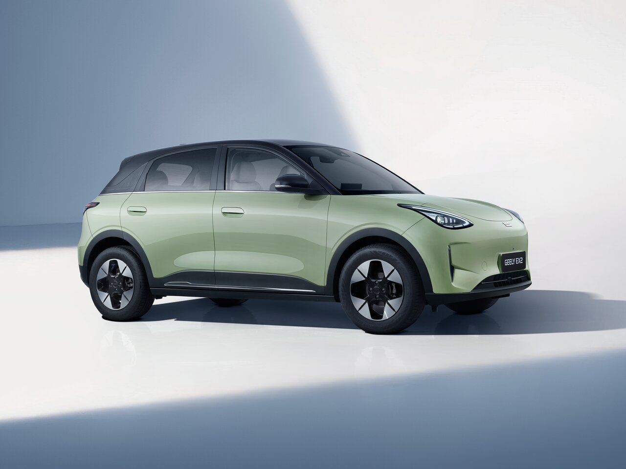 Geely EX2 Хэтчбек 5 дв.