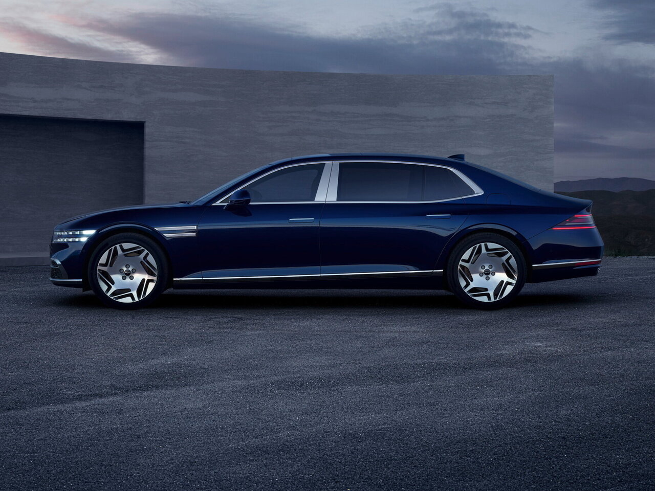 Genesis G90 II