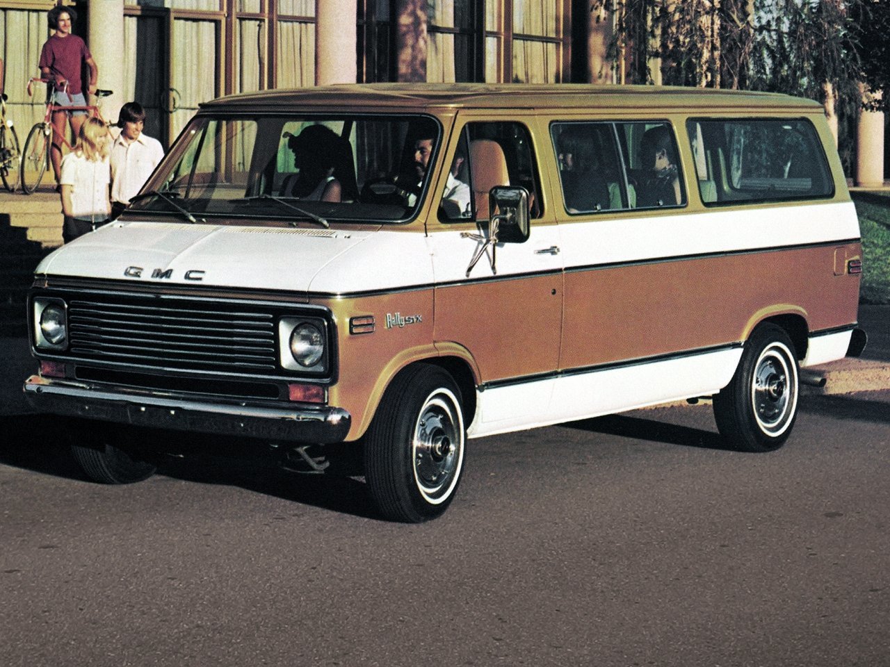 GMC Vandura Минивэн