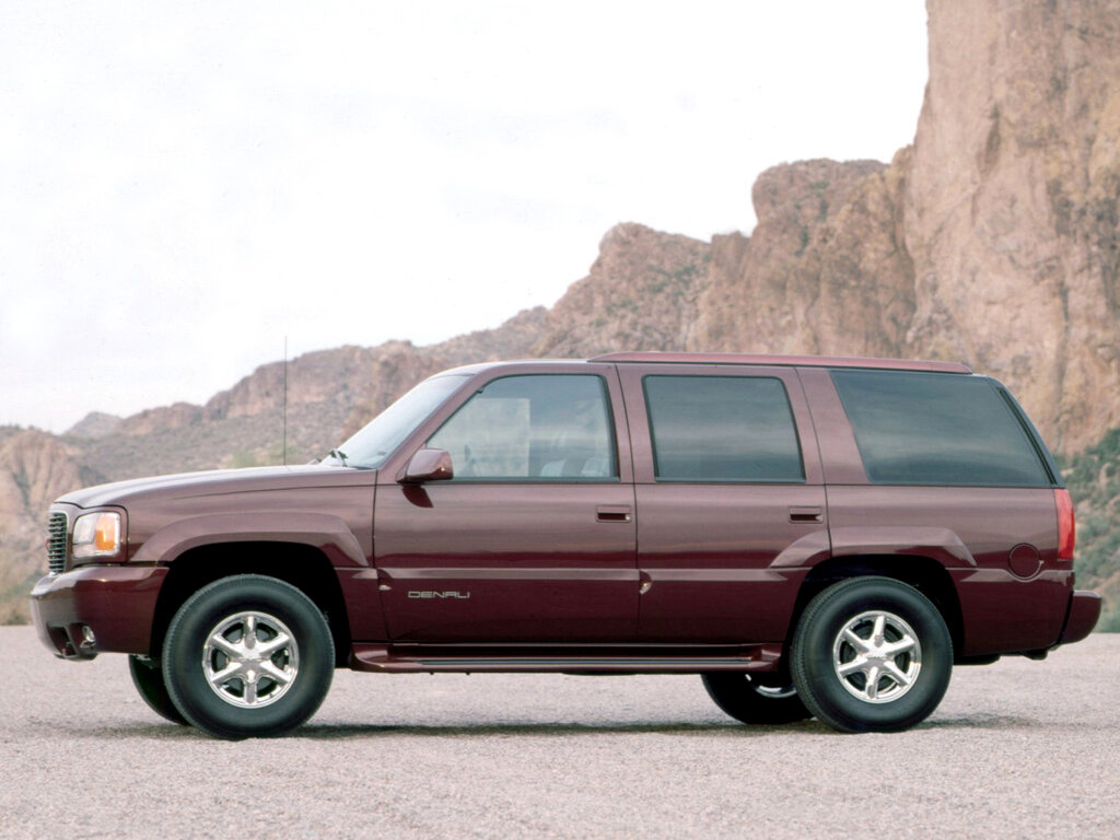 GMC Yukon II (GMT800)