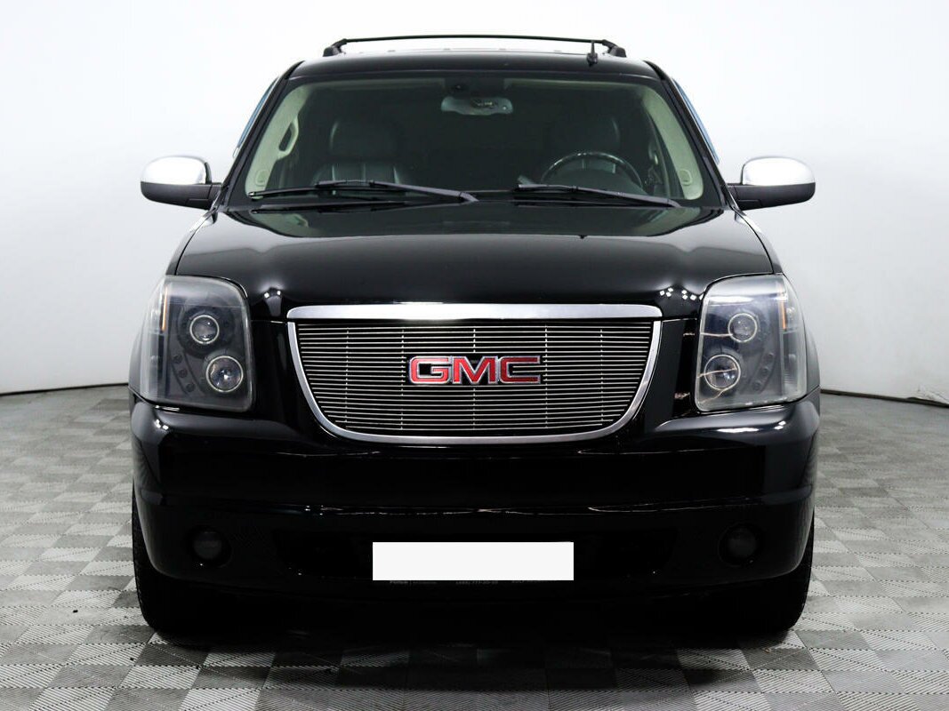 GMC Yukon III (GMT900)