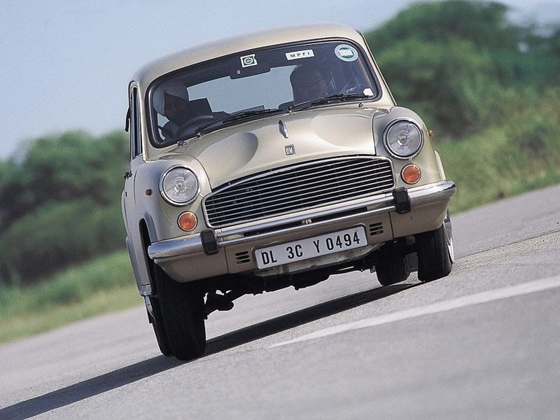 Hindustan Ambassador Седан
