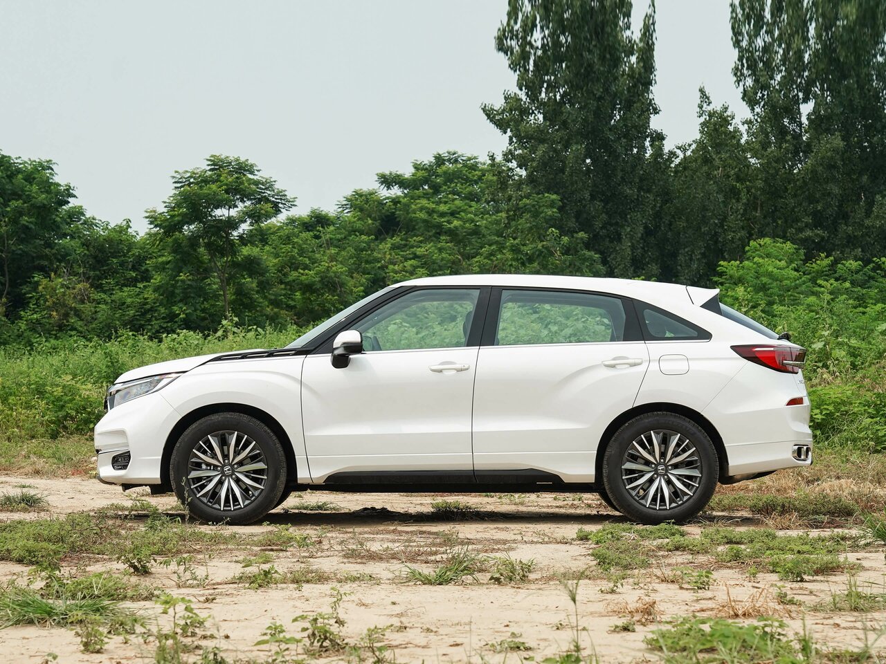 Honda Avancier II Рестайлинг 2