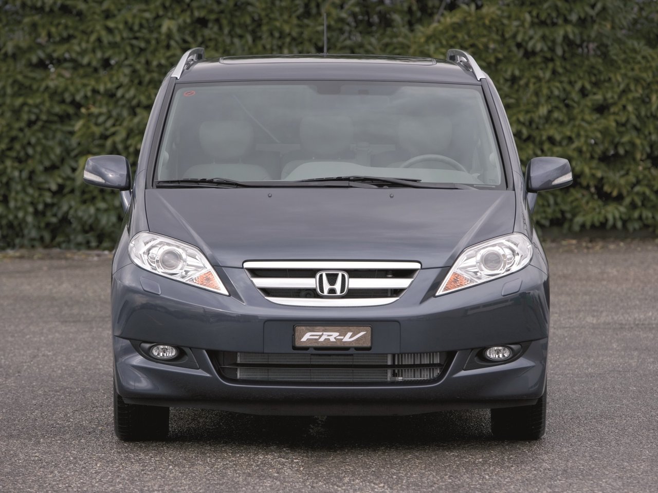 Honda FR-V Компактвэн