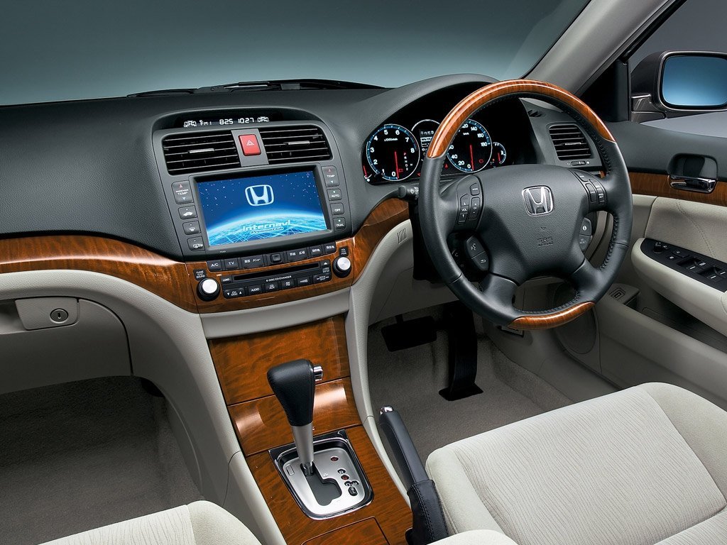 Honda Inspire IV Рестайлинг