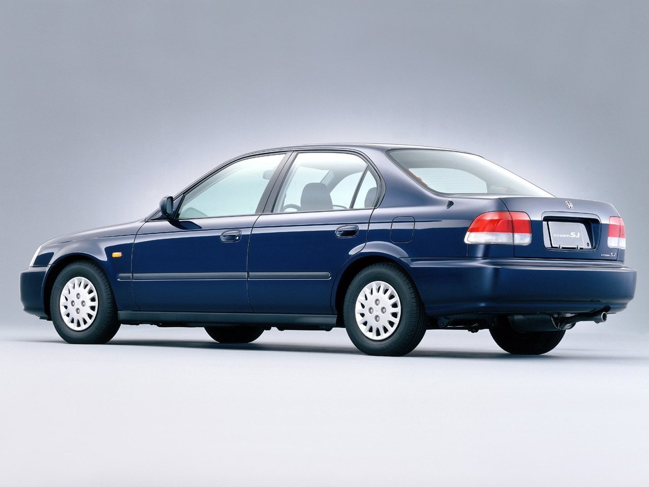 Honda Integra SJ Седан