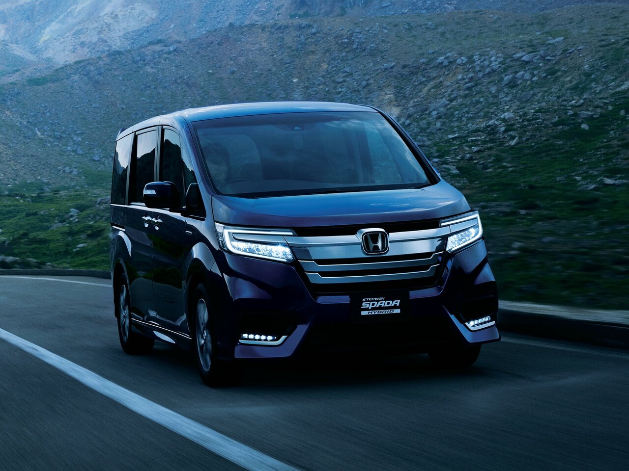 Honda Stepwgn V Рестайлинг