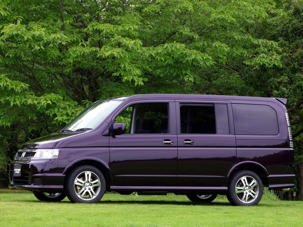 Honda Stepwgn II Рестайлинг