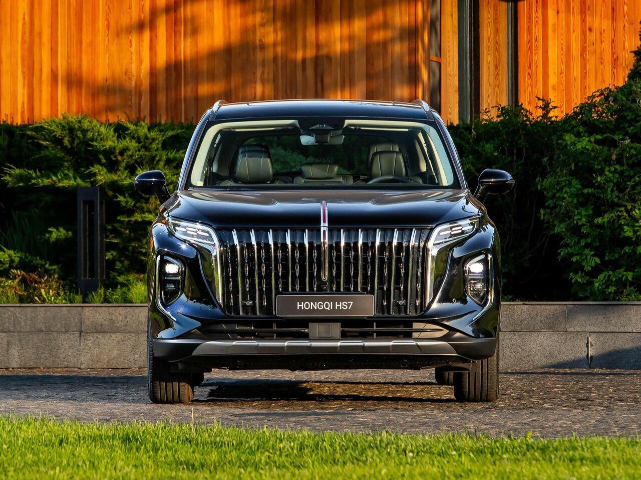 Hongqi HS7 II