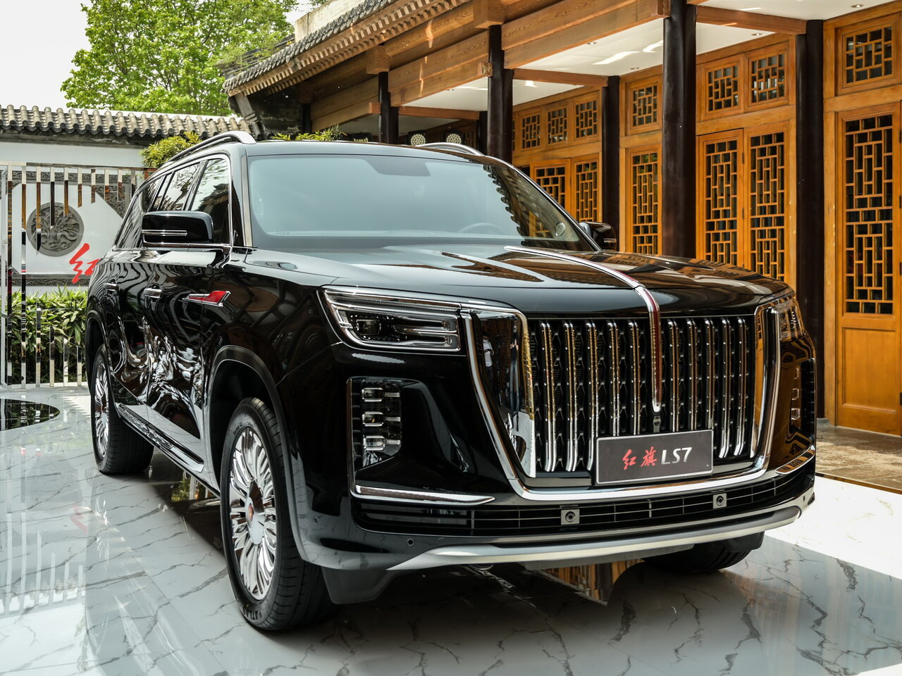 Hongqi LS7 Внедорожник 5 дв.