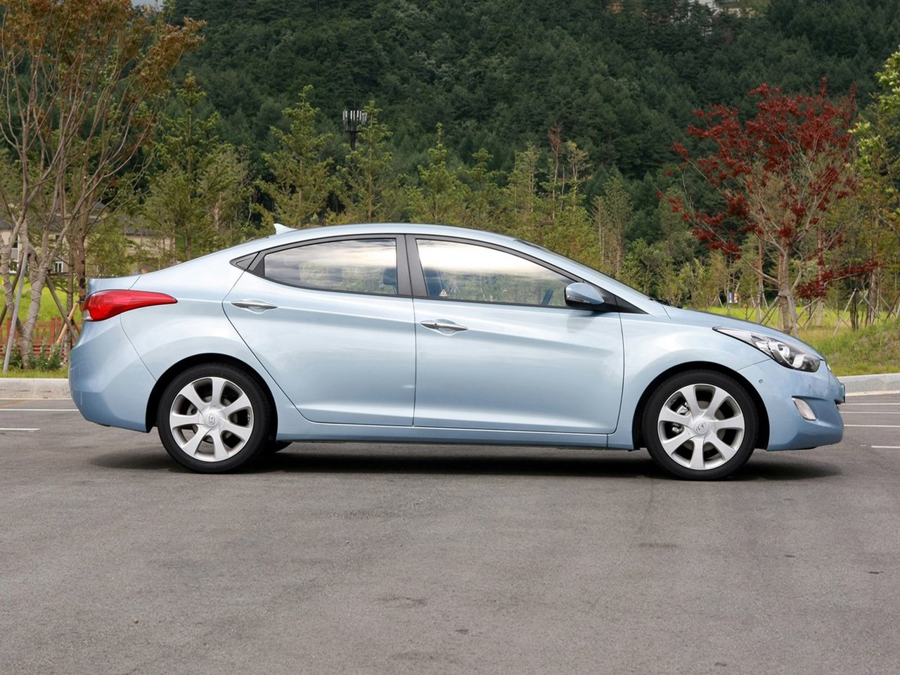 Hyundai Avante V