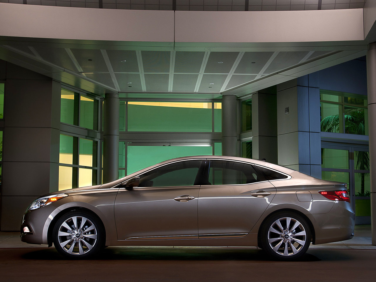 Hyundai Azera II