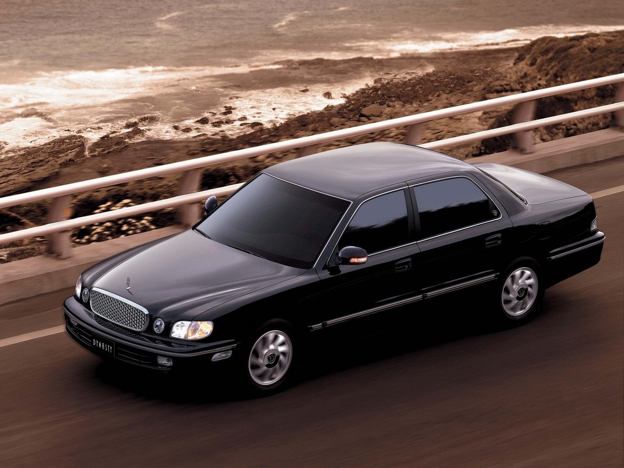 Hyundai Dynasty Седан