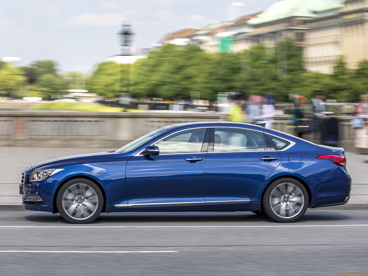 Hyundai Genesis II