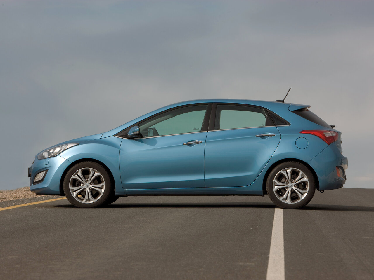 Hyundai i30 II