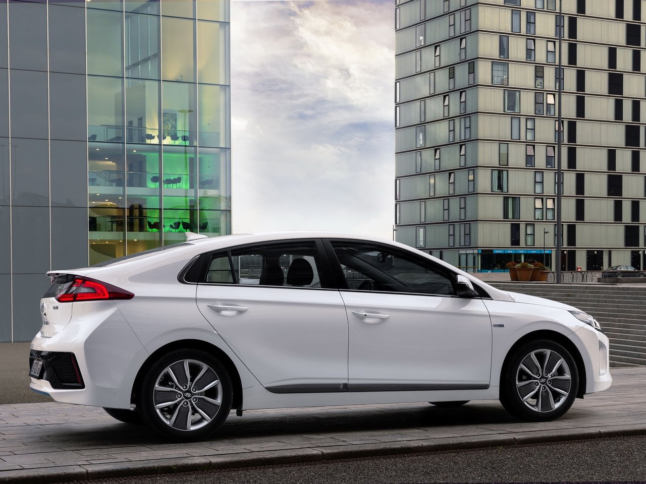 Hyundai IONIQ Хэтчбек 5 дв.