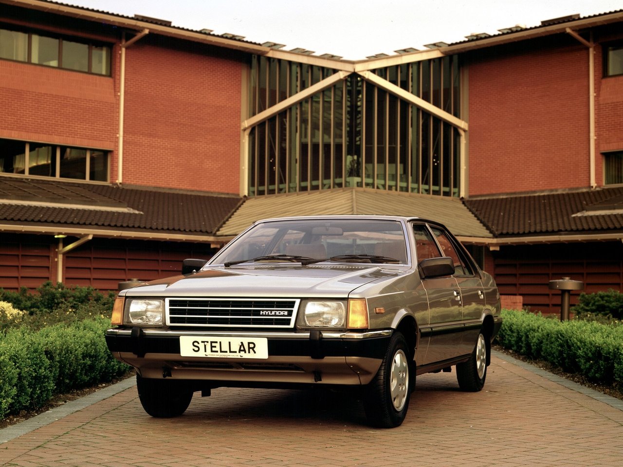 Hyundai Stellar Седан