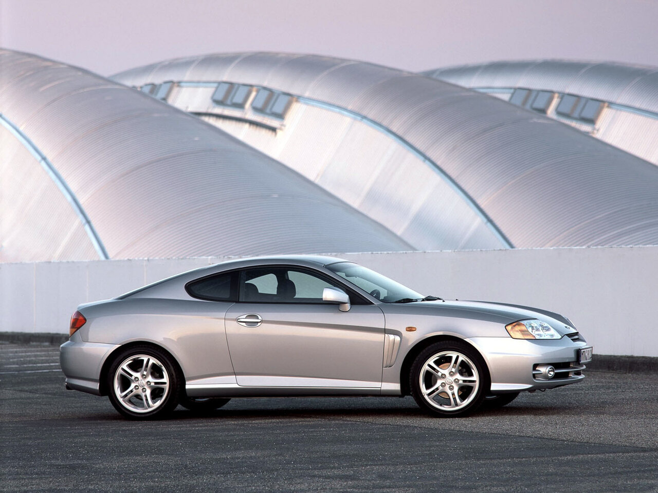 Hyundai Tiburon II (GK)