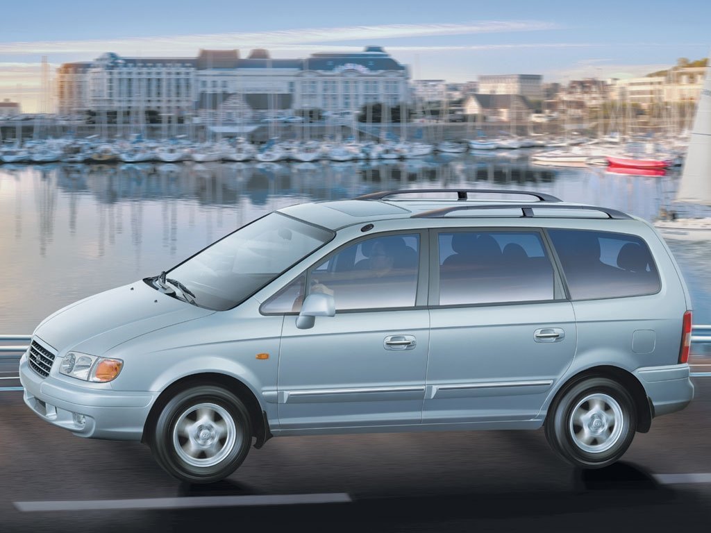 Hyundai Trajet I