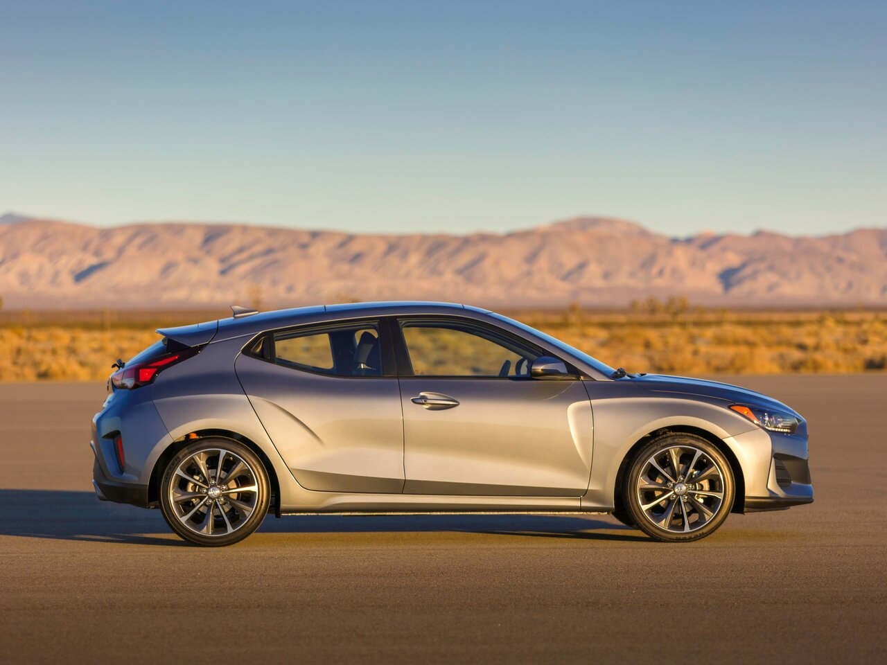 Hyundai Veloster II